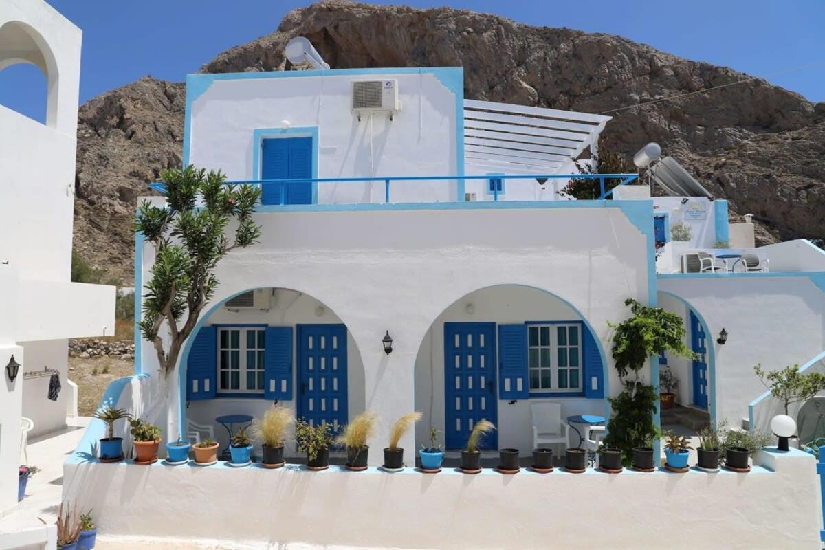 Santorini Seaside Retreat - Flora'S Summer Escape Perissa  Esterno foto