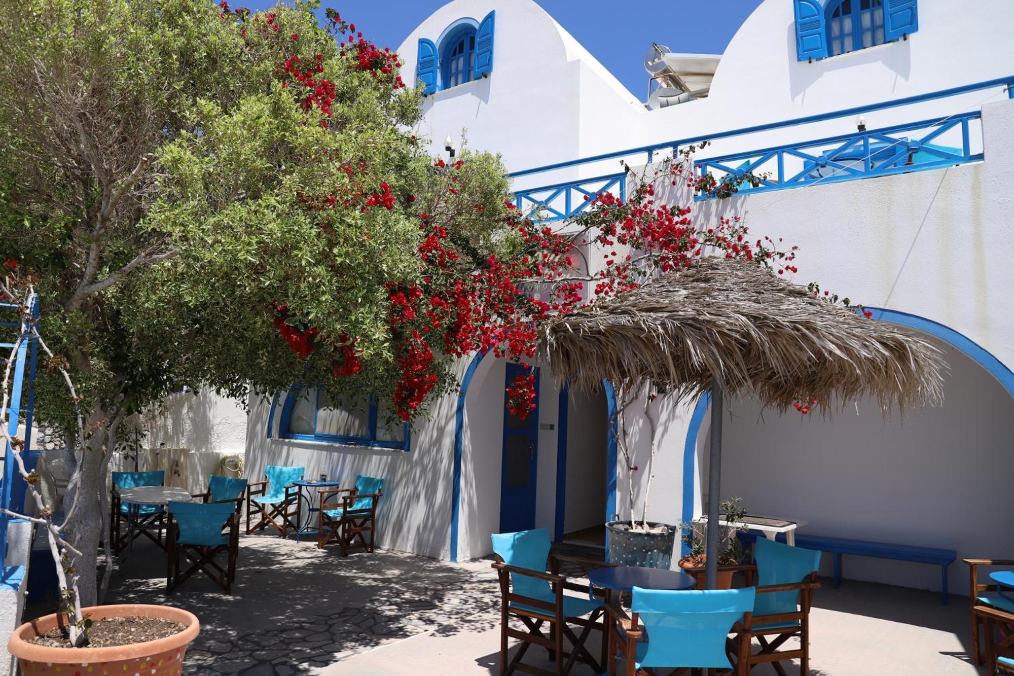 Santorini Seaside Retreat - Flora'S Summer Escape Perissa  Esterno foto